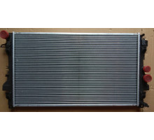 KEMP Радіатор Mercedes Vito Viano (639) мех. КПП (плоскі соти) 6395011101