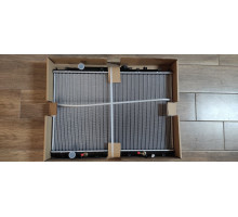 KEMP Радіатор ACURA MDX (03-) 502*768 плоскі соти Код запчастини: 77646906, 69476