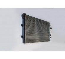 KEMP Радіатор VW Sharan Tiguan Seat Alhambra 1.4-1.8 TSI 2.0 TDI 08 650*448 плоскі 5N0121253N