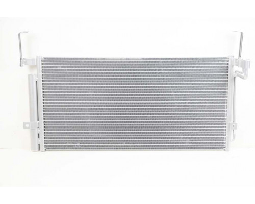 KEMP Радіатор кондиціонера Hyundai Santa Fe 00-05 705x345x20 мм