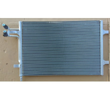 KEMP Радіатор кондиціонера Ford Fiesta 5 Fusion 1.6 TDCI 583*373 Код запчастини: 77647271, 1334196