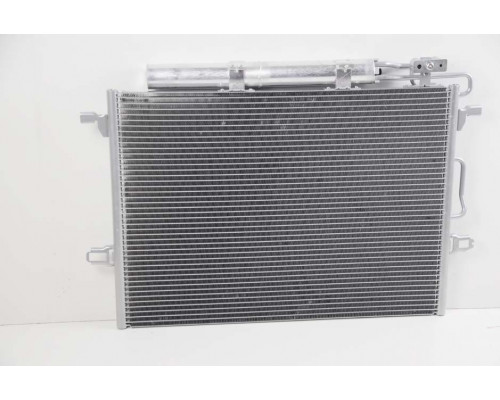 KEMP Радіатор кондиціонера MB E-Class W211 CDI 590*440