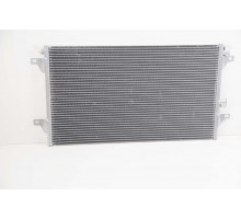 KEMP Радіатор кондиціонера Renault Laguna 2 01 700*391 8200332852