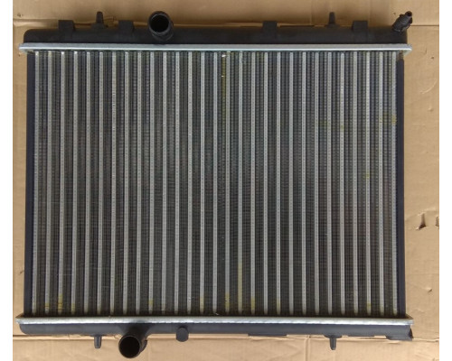 KEMP Радіатор Peugeot 406 1.6 HDI 2.2 Citroen C5 1.6:2.0 HDI 04р. 380*549