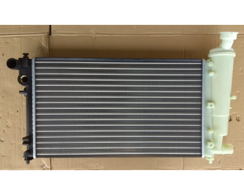 KEMP Радіатор Peugeot 106 2 Citroen SAXO 1.1-1.6 96 530*322