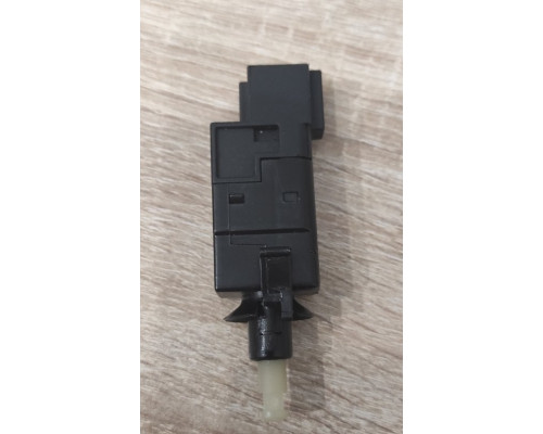 KEMP Вимикач стоп-сигналу (гальмівна 