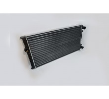 KEMP Радіатор VW Golf-3 92-99 2,0 16V 625*300 1H0121253H