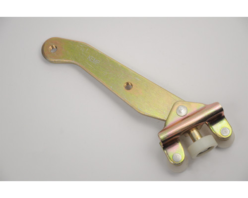 KEMP Кронштейн сдвижної двері VW Transporter 96-00 нижній з кронштейном