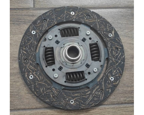 KEMP Диск зчеплення 210х28 VW Golf, Bora 1,6 86-96 Skoda Octavia