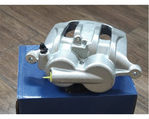 KEMP Супорт передній MB Vito 639 03 R