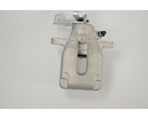 KEMP Супорт задній Peugeot Partner Citroen Berlingo 96 R