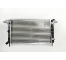 KEMP Радіатор Ford Scorpio 1:2 86-98 АКПП-2,0 DОНС 2.3-2.9 V6 600*390 6184417