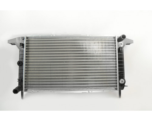 KEMP Радіатор Ford Scorpio 1:2 86-98 АКПП-2,0 DОНС 2.3-2.9 V6 600*390