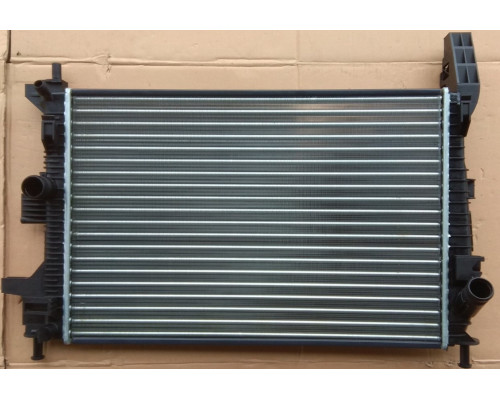 KEMP Радіатор Ford Focus mk3 15-18 1.0T