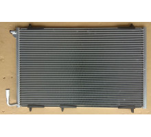 KEMP Радіатор кондиціонера Peugeot 206 02 590*360 Код запчастини: 77648492, 6455.CJ