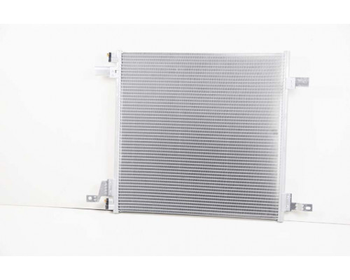 KEMP Радіатор кондиціонера MB M-Class W163 ML 98-05 510*535