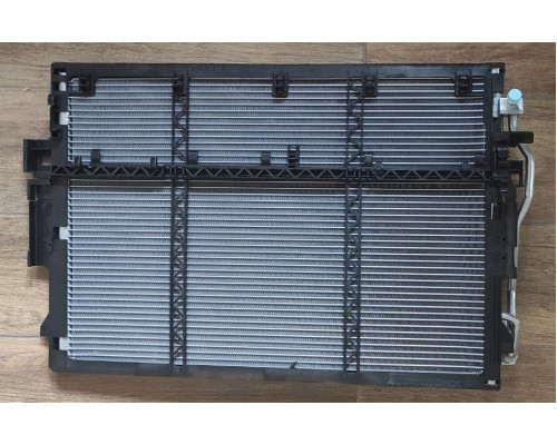 KEMP Радіатор кондиціонера MB S221 CDI 05 647*435