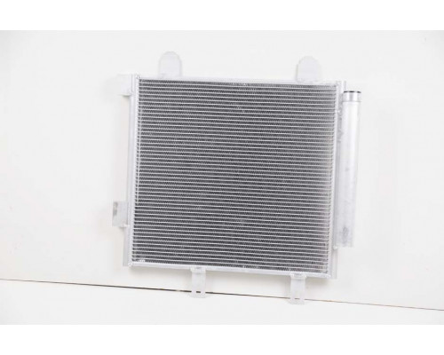 KEMP Радіатор кондиціонера Citroen C1 Peugeot 107 05 386*348