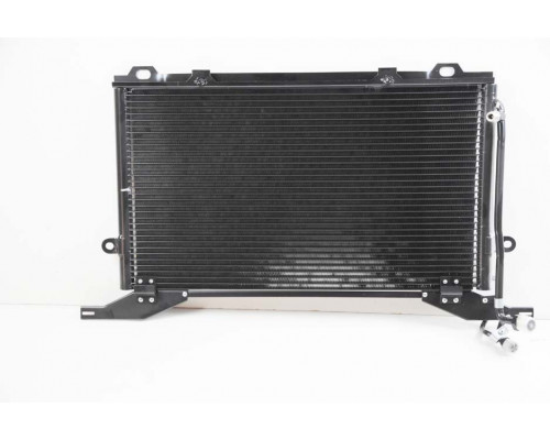 KEMP Радіатор кондиціонера MB E-Class W210 TD CDI 600*319