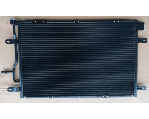 KEMP Радіатор кондиціонера Audi A4 2.7-3.0 TDI 04-08 610*388