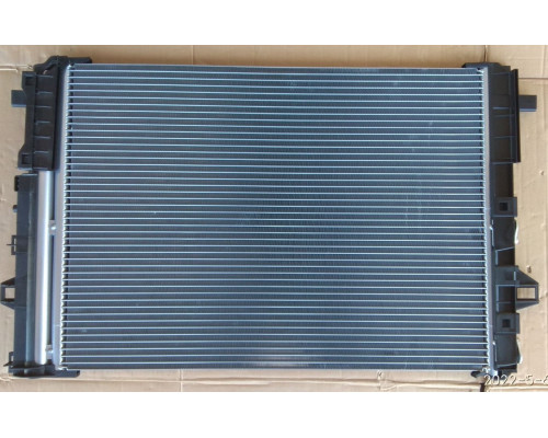 KEMP Радіатор кондиціонера MB A:B-Class W176 W246 12 610*458