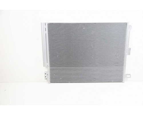 KEMP Радіатор кондиціонера JEEP GRAND CHEROKEE (WK2, W3) (10-) 688*518