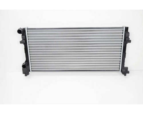 KEMP Радіатор Audi A3 VWGolf7 Skoda Oktavia 1.6TDI 2012 (плоскі соти)