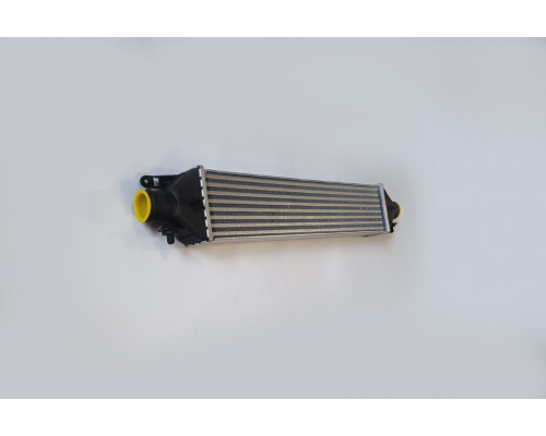 KEMP Радіатор інтеркулер Fiat Doblo 10 Opel Combo 12 плоскі соти