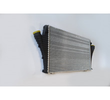 KEMP Радіатор інтеркулер Opel Vectra C Signum 1,9 CDTI Fiat Croma 1.9 D 04>A/T 13167338