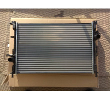 KEMP Радіатор Ford Escape MK3 13- 1.6T 2.5 плоскі соти CV6Z8005B