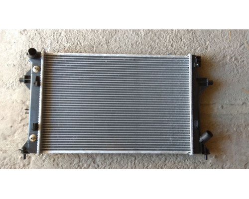 KEMP Радіатор HYUNDAI Elantra 2016 плоскі соти АКПП