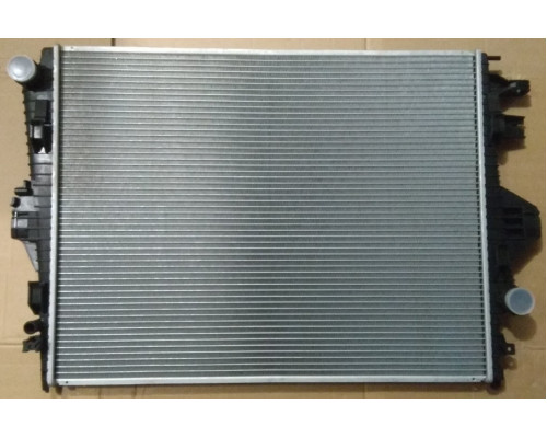 KEMP Радіатор VW Touareg 4.2 10