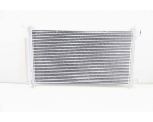 KEMP Радіатор кондиціонера Nissan Juke Tiida 654*340