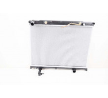 KEMP Радіатор KIA Sorento 06 470 x 638 мм плоскі соти 66682