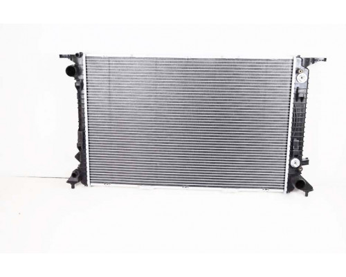 KEMP Радіатор Audi Q5 (8RB) (2008 - 2020) (плоскі соти)