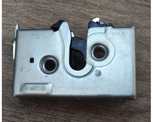 KEMP Замок двері Audi A100 задній. R (торцевий) 88р правий