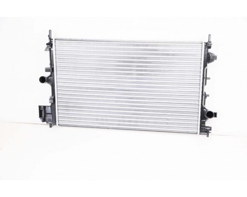 KEMP Радіатор Opel Vectra C Signum Fiat Croma 1.9 CDTI 04 мех КПП 650*399