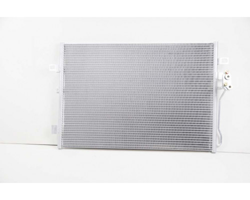 KEMP Радіатор кондиціонера DODGE JOURNEY (11-) 687*446