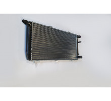 KEMP Радіатор Audi-80 86-94 1,6-2.0 590*310