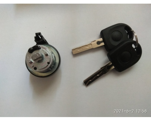 Лічинка (серцевина) замка запалювання  VW GOLF6.AUDI SKODA 06->