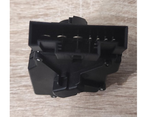 Контактна група замка запалювання Audi  VW  Pollo;Passat Skoda Fabia  14->7PIN
