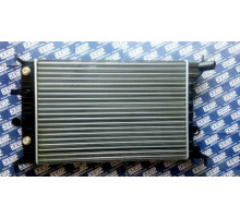 Радіатор Opel Vectra B АКПП 1,6-2,0 95-00 537*360