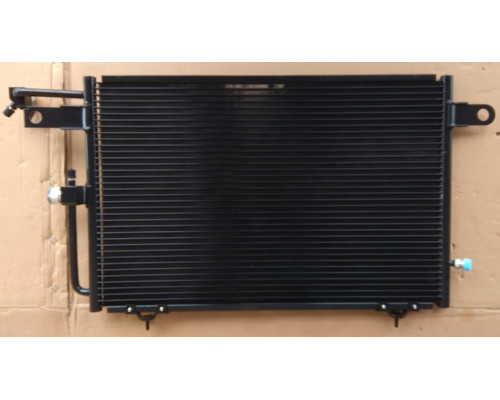 Радіатор кондиціонера Audi A100 90-94 550*375