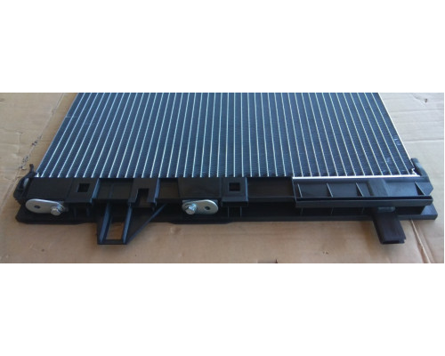 Радіатор кондиціонера Mercedes A:B-Class W176 W246 12->  610*458