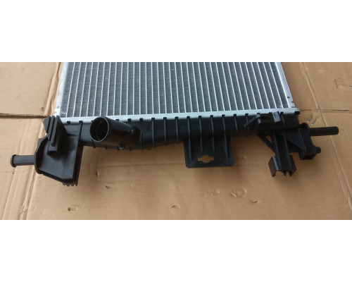Радіатор Ford Focus mk3 11-14 2.0