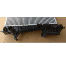 Радіатор Chevrolet Aveo T300 АКПП АС+/- 11-> 620 x 395 x 27 mm плоскі соти