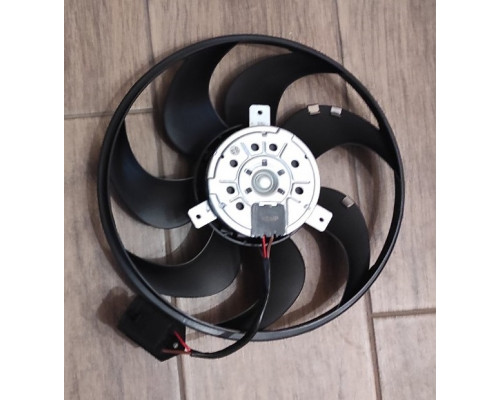 Мотор радіатора  Opel Astra H Zafira B AC+ (1.3-1.9CDTi  04-11 315mm
