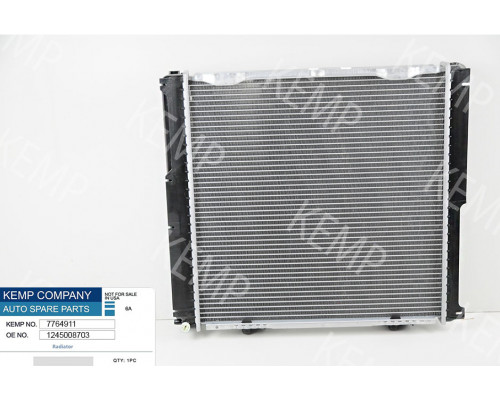 Радіатор Mercedes  W124E 2,0-2.2 84-89 АКПП   485*490 плоскі соти