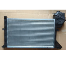 Радіатор Mercedes Sprinter 208-416 CDI АКП 00-06г. 680*406*42