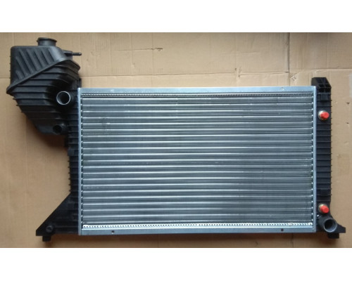 Радіатор Mercedes Sprinter 208-416 CDI АКП 00-06г. 680*406*42